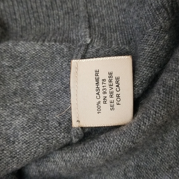 Philosophy Grey Cashmere Heart Print Sweater Small - Picture 4 of 5